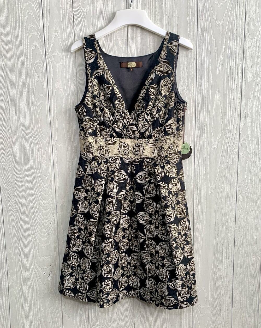 Eva Franco Kora Dress Gold Crush Black Sleeveless 8 NWT